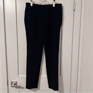 Aritzia Babaton Black Pleated Straight Leg Trouser Pants Size 4 Women’s